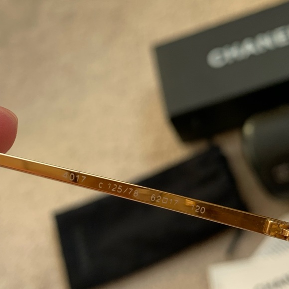 SOLD Vintage Chanel Y2K Rimless Sunglasses - Picture 11 of 13